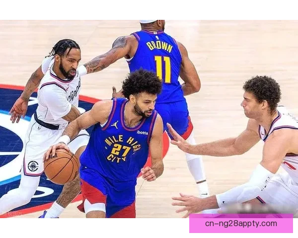 快船新援38分逆转险胜穆雷憾