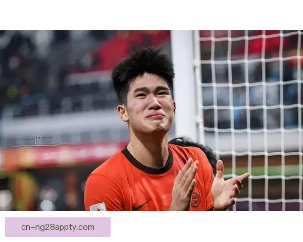 U23国足半场落后彭啸伤退